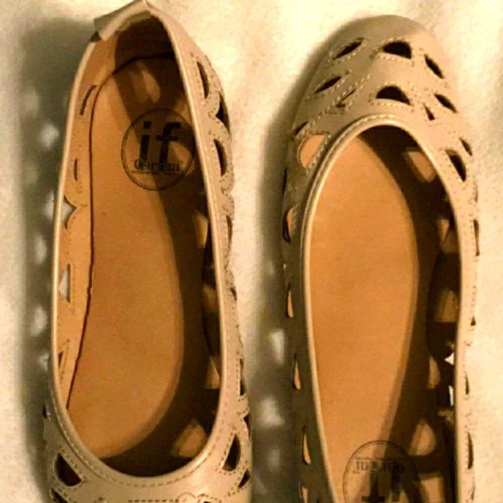If Carrini Size 9 Slip on flats shoes
